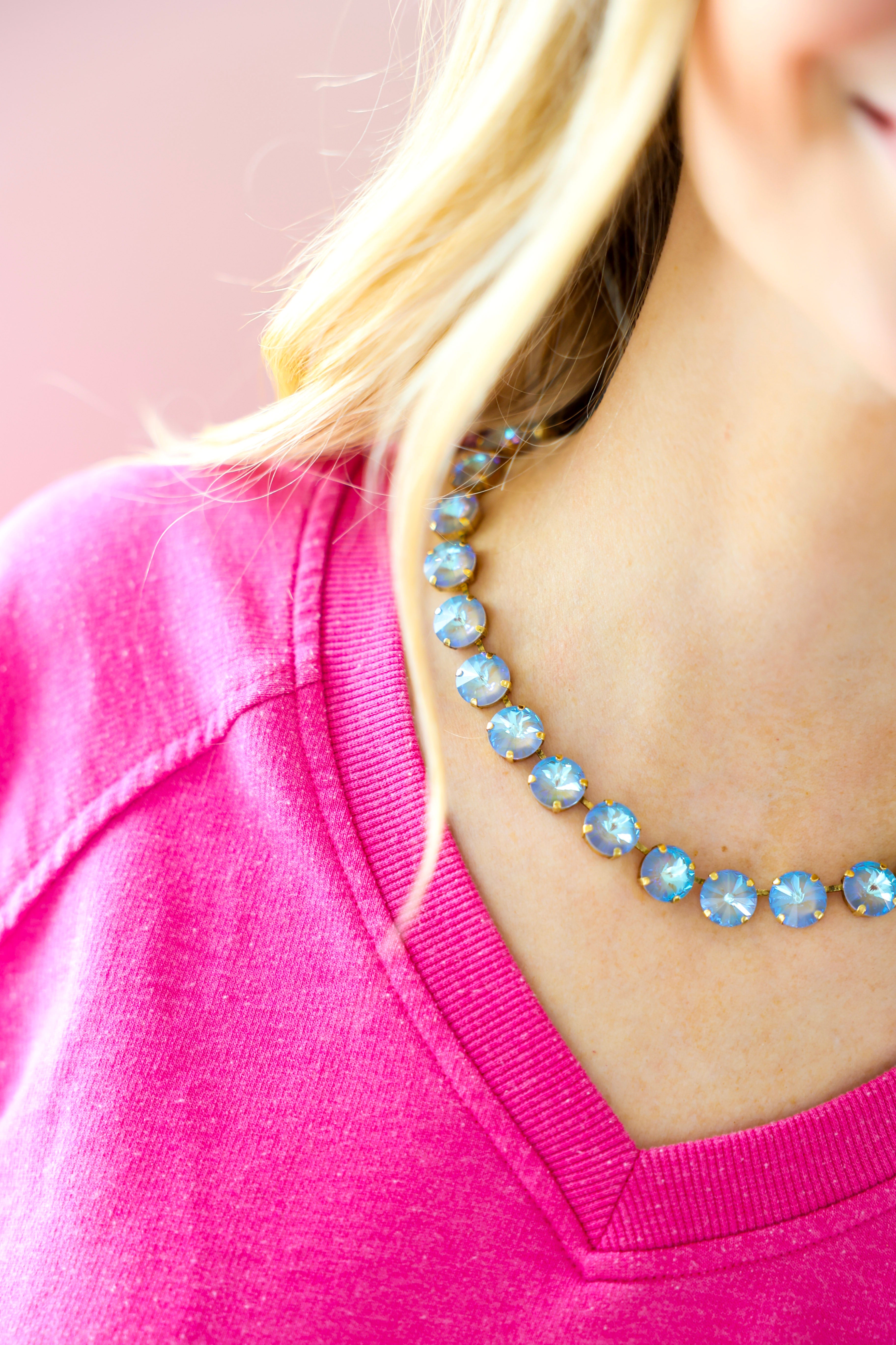 TOVA Sofia Necklace - Serene Gray Delite