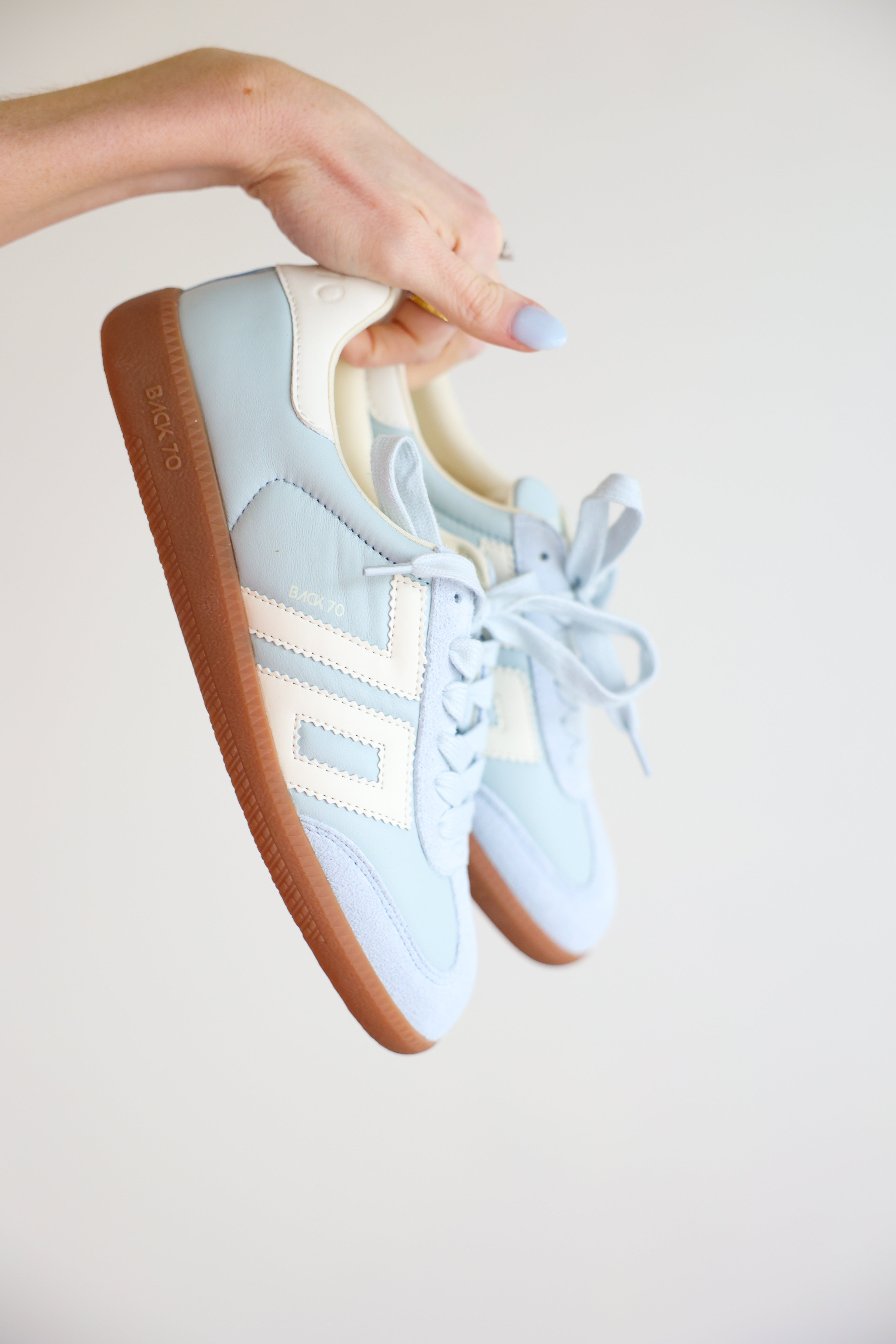 Back 70 Cloud D26 Sneaker | Light Sky