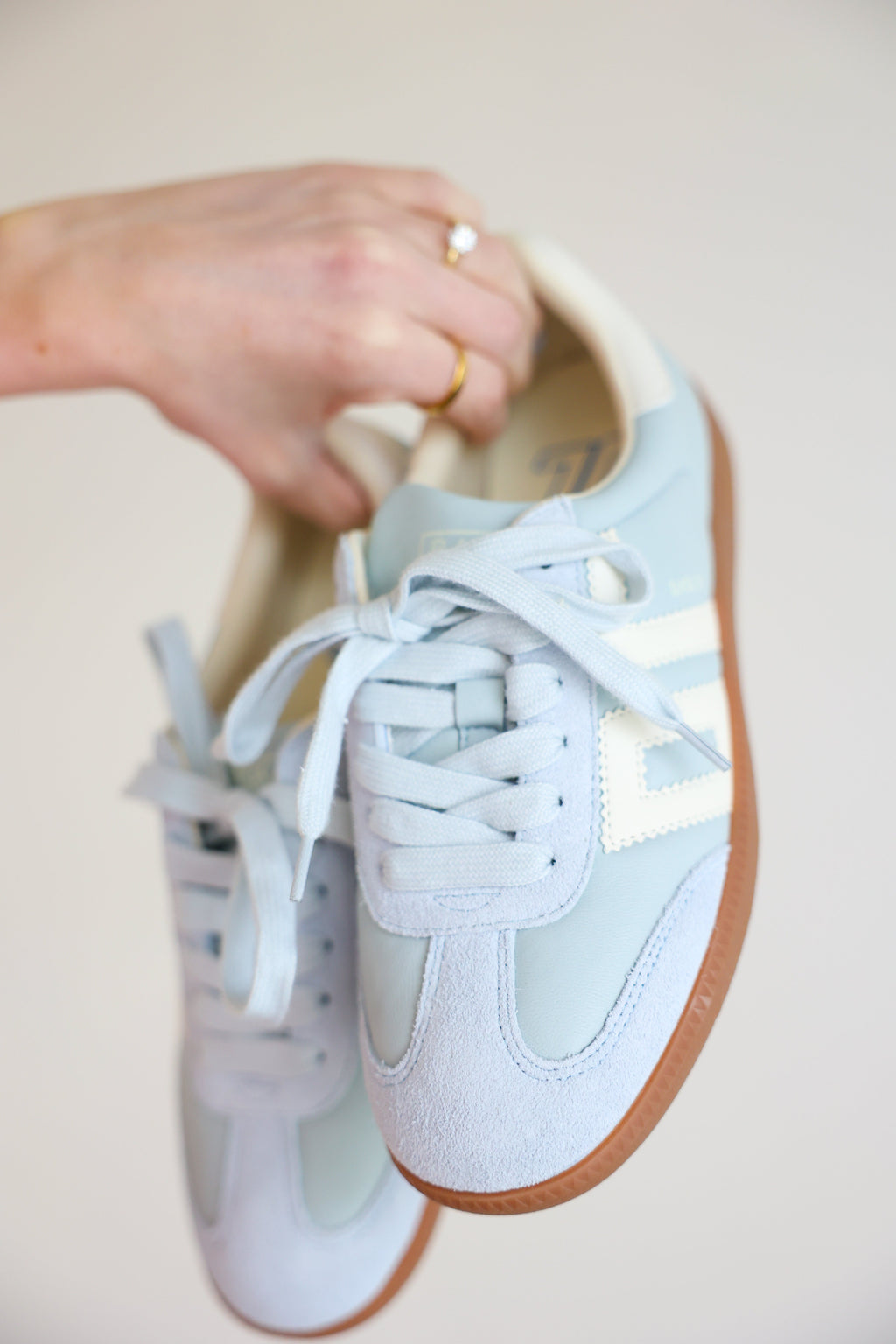 Back 70 Cloud D26 Sneaker | Light Sky